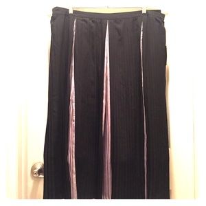 New Eloquii Long Black and Silver Pleated Skirt